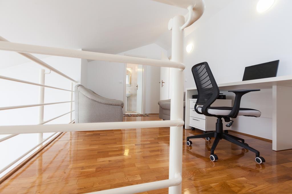 New Gallery Apartment With Beautiful View Baška Voda Extérieur photo